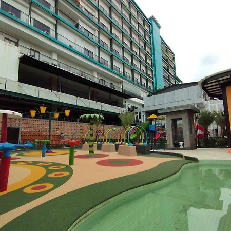 Hotel Gren Alia Jakarta Kültér fotó