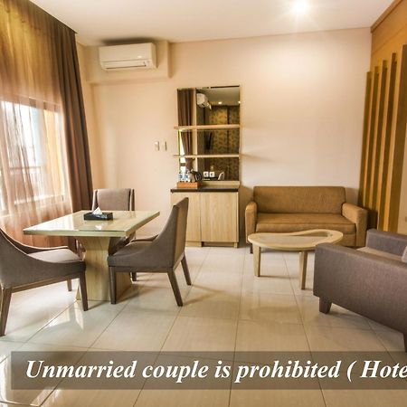 Hotel Gren Alia Jakarta Kültér fotó