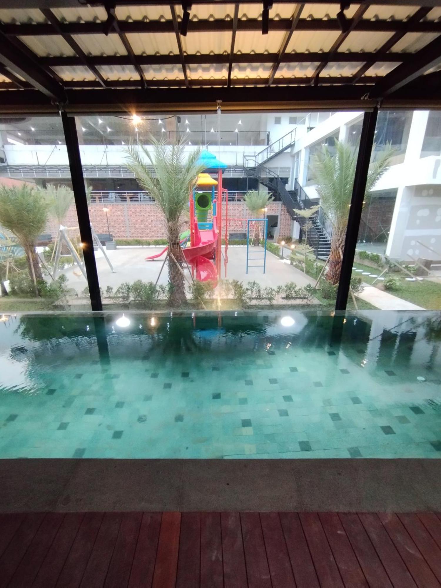 Hotel Gren Alia Jakarta Kültér fotó